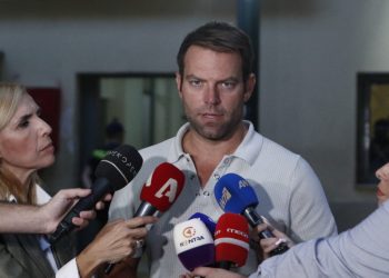Ο Θεοχαρόπουλος έβγαλε πρωταθλητή της Αντιπολίτευσης τον Κασσελάκη