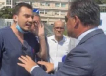 Το υπό διάλυση Εθνικό Σύστημα Υγείας, ο Άδωνις και το όνειρό του να γίνει… αρχισυντάκτης