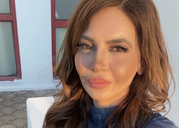 Στην 88η ΔΕΘ με τη σημαία του ΠΑΣΟΚ η Μαρία Απατζίδη (photos)