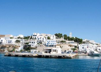 Μήλος: Εκπαιδευτικός αναγκάστηκε να κοιμάται… στο νηπιαγωγείο