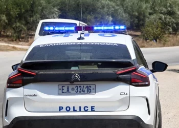 Πάτρα: Καθηγητής Πανεπιστημίου φωτογράφιζε 15χρονη – Οδηγήθηκε στο αυτόφωρο μετά από καταγγελία του πατέρα της