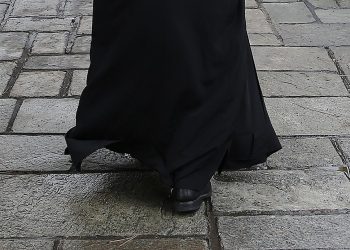 Θεσσαλονίκη: 60χρονος ιερέας απείλησε ότι «θα σφάξει και θα κρεμάσει» την πρεσβυτέρα