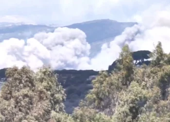 Δίχως τέλος οι ισραηλινοί βομβαρδισμοί στον Λίβανο – Η Χεζμπολάχ επιβεβαίωσε το θάνατο ανώτερου διοικητή της