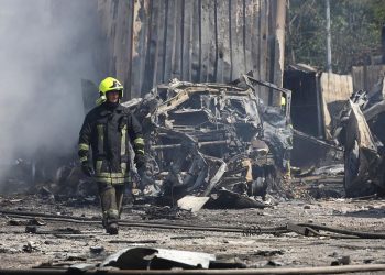 Πόλεμος στην Ουκρανία: Κλιμακώνει η Ρωσία με τον βομβαρδισμό στη Λβιβ – Υπό πίεση ο Ζελένσκι