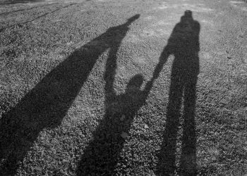 «Σβήνει» η Ελλάδα: Λιγότερες από 10 γεννήσεις ετησίως σε μία στις τρεις από τις 1035 Δημοτικές Ενότητες