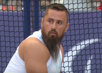 Παραολυμπιακοί Αγώνες: Χάλκινος στη δισκοβολία ο Κωνσταντίνος Τζούνης – «Μάνα τα καταφέραμε» (Videos)