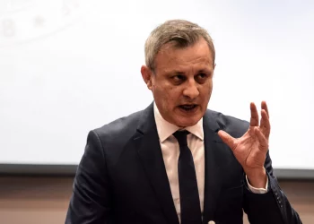 «Αιμορραγεί» ακατάσχετα ο ΣΥΡΙΖΑ: Παραιτήθηκε και ο Δημήτρης Βέττας