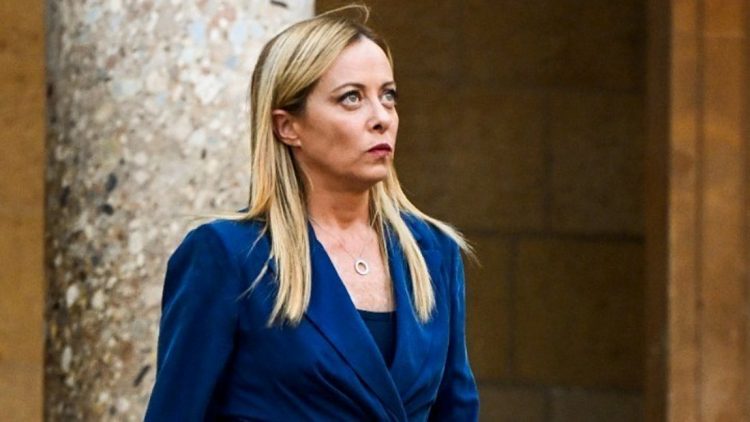 Μελόνι: Το Ισραήλ να σεβαστεί το διεθνές δίκαιο