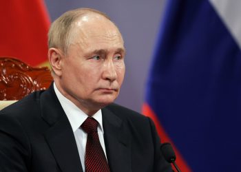 Πούτιν: Η Μόσχα θα απαντήσει αν επιτραπεί στην Ουκρανία να πλήξει το ρωσικό έδαφος με μεγάλου βεληνεκούς δυτικά όπλα