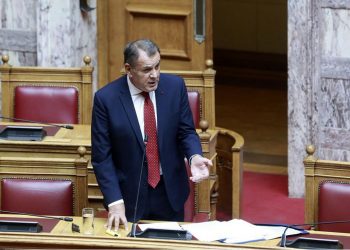 Παναγιωτόπουλος για μεταναστευτικές ροές: Εξετάζονται σενάρια δημιουργίας χώρων προσωρινής φύλαξης σε Ρόδο-Κρήτη