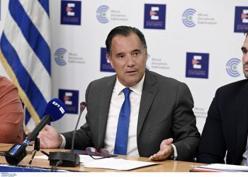 Γεωργιάδης: Πρόστιμο 800.000 ευρώ σε γιατρό για χιλιάδες συνταγογραφήσεις στον ΑΜΚΑ της μητέρας του