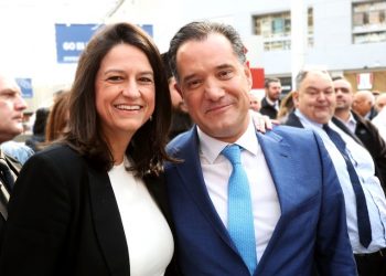 Ταλαιπωρία σε ΑΣΕΠ και ΕΣΥ και στο βάθος διορισμός «ημετέρων» – Σε γραφειοκρατικό γολγοθά μετέτρεψε ο νόμος Κεραμέως τον έλεγχο των αιτήσεων