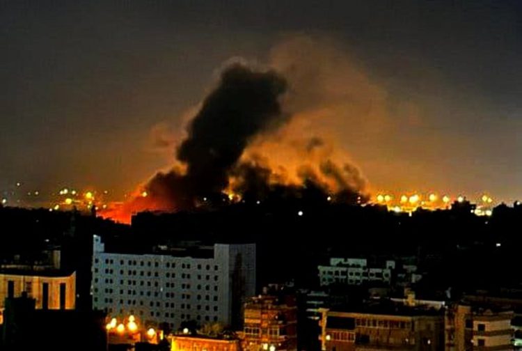 Βηρυτός: Ο ισραηλινός στρατός ανακοίνωσε πως στοχοθέτησε αποθήκες όπλων της Χεζμπολάχ