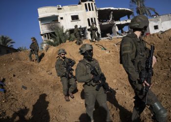 Αποκάλυψη NYT: Οι Ισραηλινοί χρησιμοποιούν Παλαιστίνιους κρατούμενους ως ανθρώπινες ασπίδες στη Γάζα