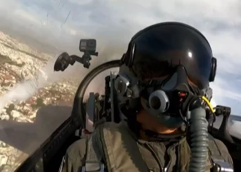 Το μήνυμα του πιλότου του F-16 της ομάδας «ΖΕΥΣ» που συγκίνησε την Ελλάδα: «Χρωστάμε σε όσους ήρθαν, πέρασαν, θα έρθουν και θα περάσουν»