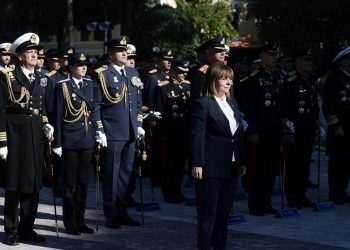 Ολοκληρώθηκε η στρατιωτική παρέλαση στη Θεσσαλονίκη – Σακελλαροπούλου: Πολύτιμη παρακαταθήκη, το σθένος και η ομοψυχία των ηρώων του ’40