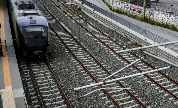 Ο Οργανισμός Ατυχημάτων κρούει τον κώδωνα του κινδύνου: «Ανύπαρκτη η κουλτούρα ασφαλείας στα τρένα και μετά την τραγωδία στα Τέμπη»