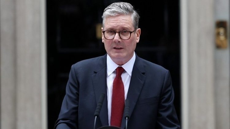 Στάρμερ: Το Ισραήλ έχει δικαίωμα να υπερασπίζεται τον εαυτό του – Το Ιράν δεν θα πρέπει να απαντήσει