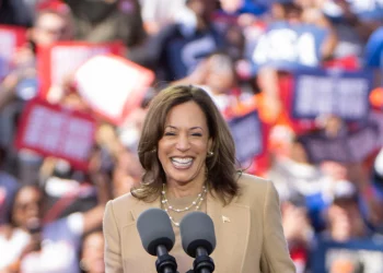 Προδοσία της Κάμαλα στην Ελλάδα: Πρωτοφανής δήλωση υπέρ των Ψευτομακεδόνων για «αυτοπροσδιορισμό»!