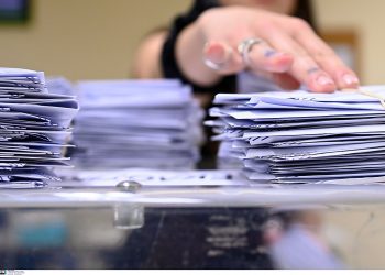 Δημοσκόπηση Interview: Μπροστά η ΝΔ, δεύτερο το ΠΑΣΟΚ – Σε ποια θέση είναι ο ΣΥΡΙΖΑ και το κόμμα του Κασσελάκη