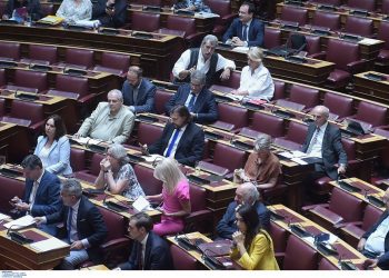 Νέο τοπίο στη Βουλή μετά τη διάσπαση στον ΣΥΡΙΖΑ