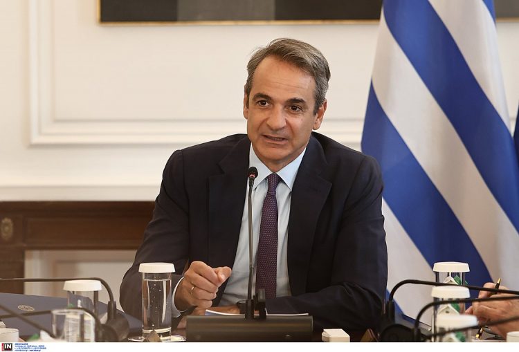 Τα Χριστούγεννα «κλειδώνουν» οι αποφάσεις για προεδρική εκλογή και ανασχηματισμό