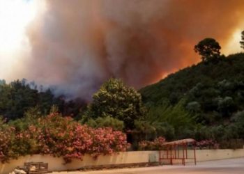 Εκκενώνουν τον Μαρμαρά – Μήνυμα από το 112