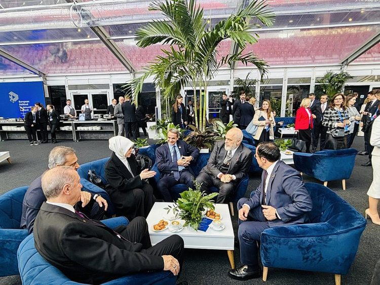 Συνάντηση Μητσοτάκη, Ερντογάν, Χριστουδουλίδη και Ράμα στη Βουδαπέστη