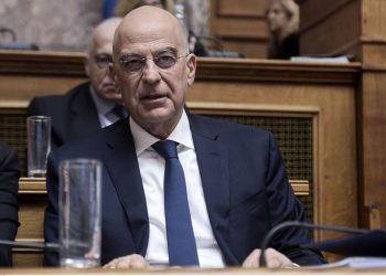 Νέα δομή Ενόπλων Δυνάμεων: 20ετές εξοπλιστικό πρόγραμμα, κλείσιμο 137 στρατοπέδων, drones και αλλαγές στη θητεία