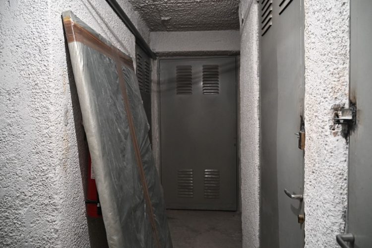 Παγκράτι: Οι Αρχές συνδέουν την αποθήκη με τη «γιάφκα» στους Αμπελόκηπους – «Θα υπάρξουν κι άλλες συλλήψεις»