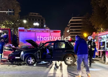 Tραγωδία στη Θεσσαλονίκη – Νεκρός 53χρονος σε τροχαίο, γύριζε σπίτι τα δύο παιδιά του κι άλλα τρία ανήλικα