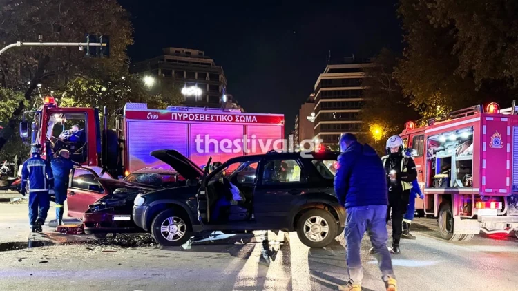 Tραγωδία στη Θεσσαλονίκη – Νεκρός 53χρονος σε τροχαίο, γύριζε σπίτι τα δύο παιδιά του κι άλλα τρία ανήλικα