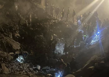 Βηρυτός: Τουλάχιστον τέσσερις νεκροί από σφοδρό χτύπημα σε οκταώροφη πολυκατοικία – Ήταν στόχος κορυφαίο στέλεχος της Χεζμπολάχ;