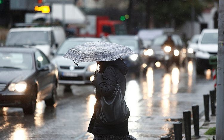 Καιρός: Σφοδρές καταιγίδες και χιόνια το Σαββατοκύριακο – Σε «κόκκινο» συναγερμό 7 περιοχές!