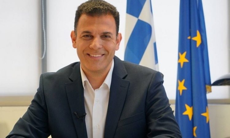 Καραμέρος για αποκάλυψη Documento: Τα ηχητικά και η εξαφάνιση των βίντεο για τα Τέμπη εκθέτουν την κυβέρνηση Μητσοτάκη