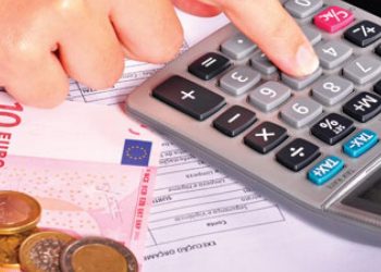 Ενίσχυση των μικρομεσαίων ζητά ο πρόεδρος της Ένωσης Επιμελητηρίων και του ΕΒΕΑ