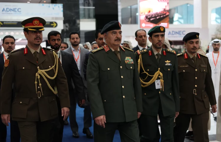 Ο Άσαντ, ο Χαφτάρ, η στρατηγική Πούτιν και η Ελλάδα: Το γεωπολιτικό βάρος μετατοπίζεται στη Λιβύη