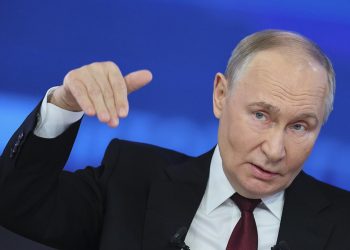 Ρωσία: Ο Πούτιν ελπίζει ότι η κεντρική τράπεζα θα λάβει μια «ισορροπημένη» απόφαση σε σχέση με τα επιτόκια