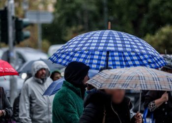 Καιρός: Νέο έκτακτο από ΕΜΥ – Ισχυρές βροχές και καταιγίδες από απόγευμα Σαββάτου – Τι προβλέπει για Κυριακή