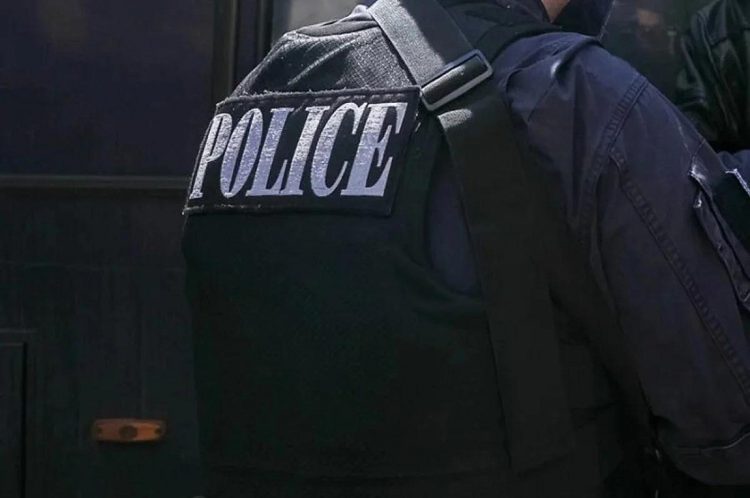 Συνελήφθη και δεύτερος αστυνομικός της Βουλής για ενδοοικογενειακή βία – Νέα στοιχεία