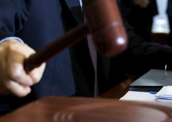 Γαλλία: Οκτώ άνθρωποι καταδικάστηκαν για τον φόνο του εκπαιδευτικού που είχε δείξει γελοιογραφίες του Μωάμεθ στην τάξη