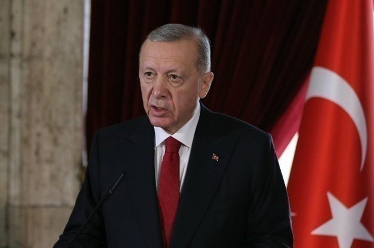 Ερντογάν: Οι Κούρδοι πολιτοφύλακες στη Συρία είτε θα καταθέσουν τα όπλα, είτε θα θαφτούν με αυτά