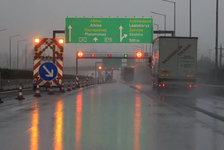 Νέο έκτακτο δελτίο καιρού από την ΕΜΥ – Μέχρι την Τρίτη η επέλαση της κακοκαιρίας Bora