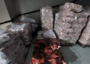 Επιχείρηση θα έδινε σε καταναλωτές πάνω από 25 τόνους αλλοιωμένου κρέατος!