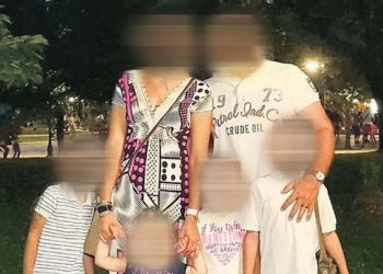 Επισκέφθηκε τα παιδιά της η σύζυγος του αστυνομικού της Βουλής – «Δεν μου κρατούν κακία», υποστηρίζει