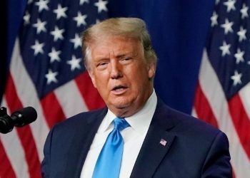 Ντόναλντ Τραμπ: Δεν δεσμεύομαι ότι οι ΗΠΑ θα παραμείνουν στο ΝΑΤΟ