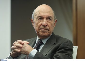 Γαλλικός Τύπος για Κώστα Σημίτη: «Μία από τις τελευταίες μεγάλες μορφές του ελληνικού Σοσιαλισμού»