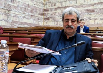 Πολάκης για αποκάλυψη Documento και Αγοραστό: Μπανανία και Κολομβία η χώρα από το επιτελικό παρακράτος Μητσοτάκη