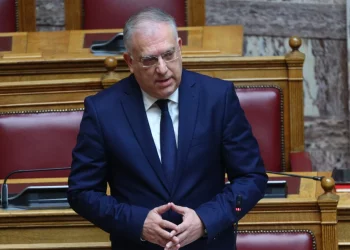 Θεοδωρικάκος: Δεν είναι αποδεκτές αυξήσεις 15% στα ασφάλιστρα Υγείας – Έρχεται νέος νόμος