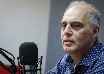 Τρομερή αποκάλυψη Κυριάκου Βελόπουλου: Κορυφαίος υπουργός του Μητσοτάκη κάνει δουλειές με Ρώσους και τα παίρνει χοντρά (video)